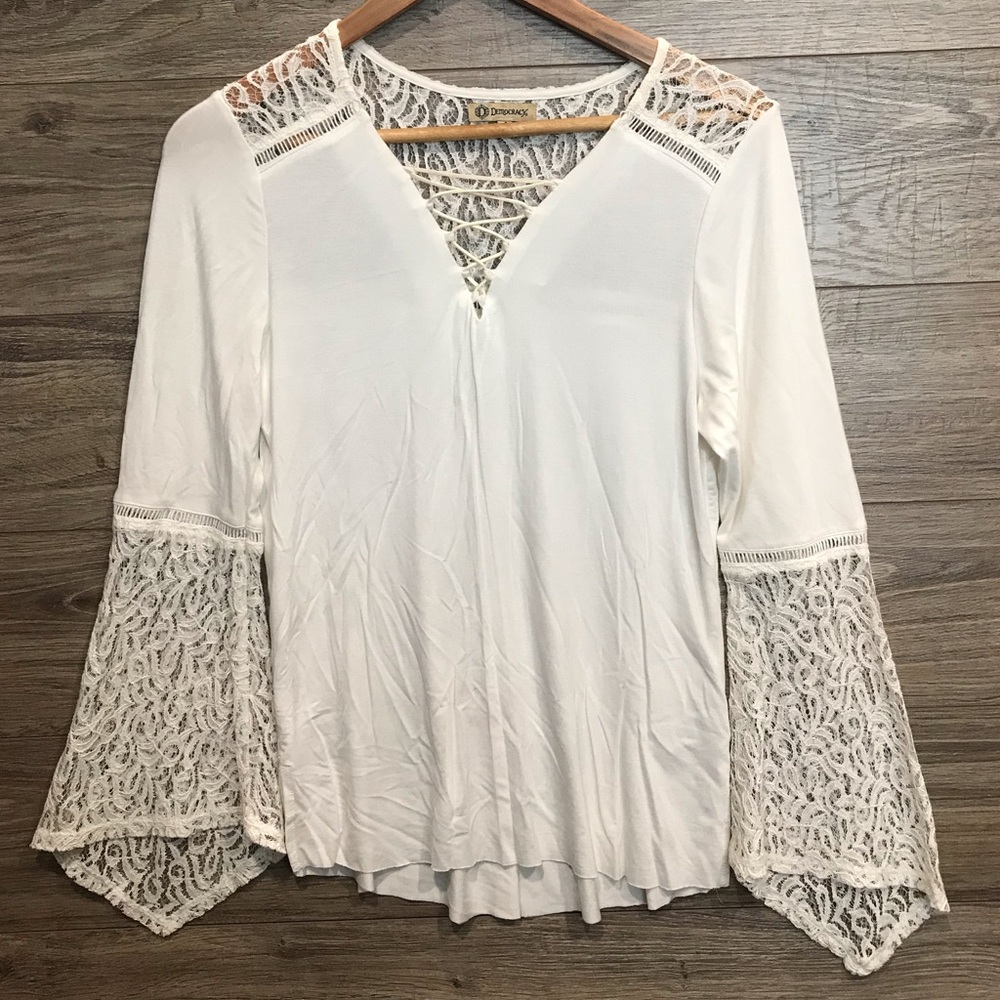 Democracy Top with Lace Bell Sleeves Size Small